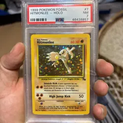 HITMONLEE PSA 7 NM 1999 POKEMON FOSSIL #7/62 RARE HOLO - Image 1