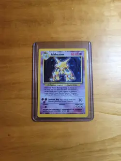 Alakazam 001/102 Base Set Holo 1999 Rare Vintage Pokemon Card - Image 3