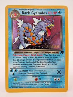 PRERELEASE Dark Gyarados 8/82 Holo Swirl Team Rocket Pokemon Card WOTC LP+/NM - Image 1