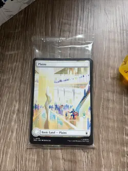 MTG - Marvel Super Heroes - Gift Box, Lands, and Dice. Open - No packs - Image 2