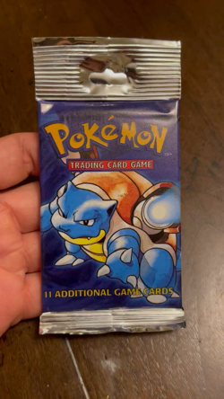Pokemon Unlimited Base Set Long Crimp Booster Pack - Blastoise Art - Image 2