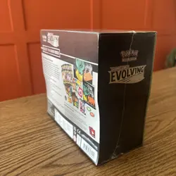 Pokemon TCG Evolving Skies Elite Trainer Box ETB - Brand New Sealed - Image 3