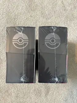 2x Pokemon Centre Elite Trainer Box Pitch Black ETB New & Sealed - Image 4