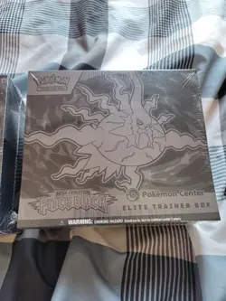 Pokemon Mega Evolution Pitch Black - POKEMON CENTER ETB X1 Factory Sealed Box - Image 3