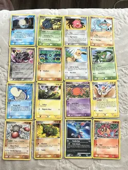 Lot Of 36 Ex Delta Species Era Pokemon Cards (moderate-nm condition) - Image 1