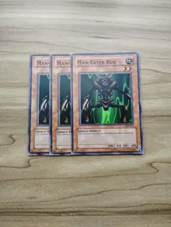 Yu-Gi-Oh! - Man-Eater Bug 3X - Complete Playset Of Cards - Image 1