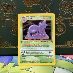 Pokemon 1999 Muk 1st Edition Holo Rare Fossil 13/62 NM/M - Image 1