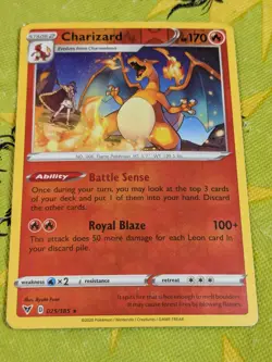 Charizard 025/185 Rare Vivid Voltage Pokemon Reverse Holo Heavily Played - Image 1