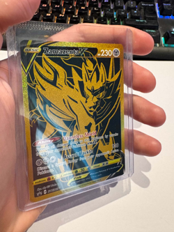 Pokemon - Zamazenta V - SWSH077 - Gold - Black Star Promo Card - Image 2