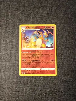 Pokemon TCG Charizard 025/185 Swsh04 Vivid Voltage Holo Rare - Image 2