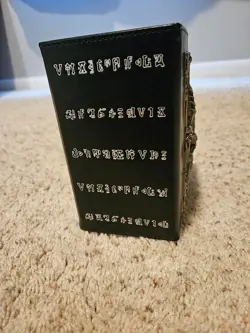 Sleeve Chief Dark Magician Yugioh deckbox in original box - Image 3