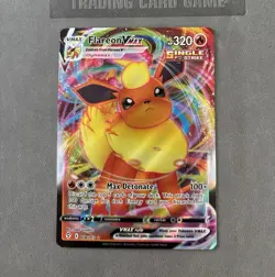The Pokemon Company Flareon VMAX SWSH07 018/203 Ultra Rare Holo EN 320HP - Image 1