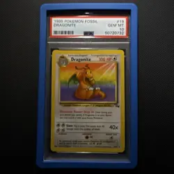 Pokemon Card Dragonite 19/62 PSA 10 GEM MINT Fossil - Image 1
