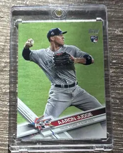 Topps 2017 Update Series #US166 Aaron Judge Rookie All-Star Yankees Throwing - Image 1