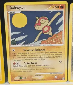 Lot of 5 Pokemon cards NICE - Image 3