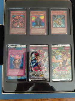 Yu-Gi-Oh Exodia MC1-EN001 Master Collection Volume 1 Gold Binder Foils & Cards - Image 3