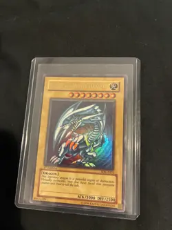 Yugioh - Blue-Eyes White Dragon SDK-A001 Ultra Rare 1st Edition - Image 1