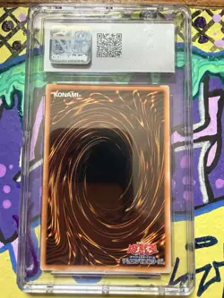 Yu-Gi-Oh! 2024 Japanese Blue-Eyes White Dragon Card #QCCP-JP001 CGC 9.5 - Image 2
