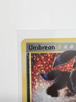Pokemon Celebrations Umbreon Gold Star #17/17 Classic Collection Holo - Image 5