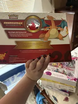 Pokemon 20th Anniversary Charizard EX Red and Blue Collection Box - Image 2