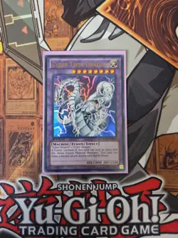 YUGIOH CYBER TWIN DRAGON SDCR-EN037 ULTRA 1ST ED NM - Image 1