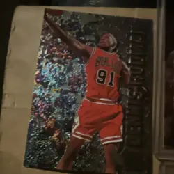 SkyBox Dennis Rodman Chicago Bulls 1994-95 Masters/Z-Force Card Lot (5) - Image 3