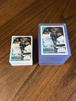 (Lot Of 127) 2010 Topps #515 Mariners Franchise History Ken Griffey Jr. Ichiro - Image 1