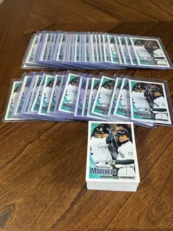 (Lot Of 127) 2010 Topps #515 Mariners Franchise History Ken Griffey Jr. Ichiro - Image 2