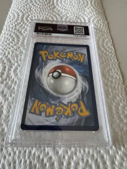 2019 Cynthia SV82/SV94 Hidden Fates Full Art Trainer PSA 10 Pokemon - Image 3