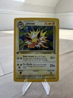 Pokemon TCG 1st Edition Jolteon Jungle 4/64 Holo Rare - Image 1