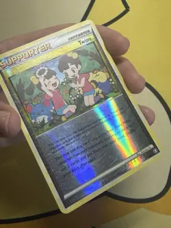 Twins 89/102 Reverse Holo HGSS Triumphant Pokemon Card MP - Image 3