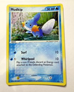 Pokemon Card - Mudkip 18 Black Star Promo 2004 - Cosmos Holo - Image 1