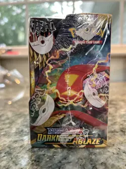 2020 POKEMON TCG DARKNESS ABLAZE BOOSTER BOX SEALED - Image 2