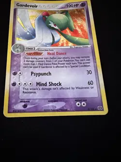 The Pokemon Company Gardevoir Emerald 4/106 Holo Rare 100 HP Stage 2 EN - Image 3