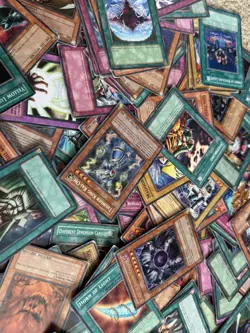 Lot Of Yugio Cards Holos - Image 5
