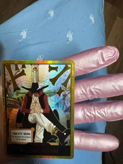One Piece DON!! Card “HAWK-EYE” MIHAWK Gold Foil – Bandai Japan – Near Mint - Image 3