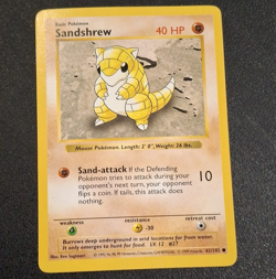 Wizards of the Coast Pokemon TCG Sandshrew 62/102 Base Reg Com 40HP Eng Unl - Image 1