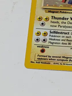 Magneton 9/102 Holo Rare Base Set Unlimited Pokemon Card TCG - Image 3