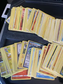 Huge Collection Bulk Lot of 550 Pokemon Cards Vintage 2011-2019 NO ENERGY 🐶 - Image 2