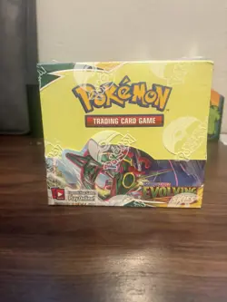 Pokemon TCG Sword and Shield Evolving Skies small rip and slight damage 820650818776 - Image 1