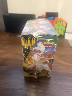 Pokemon TCG Sword and Shield Evolving Skies small rip and slight damage 820650818776 - Image 4