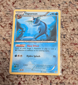 Pokemon TCG Vaporeon 22/98 2006 Regular 90 HP Stage 1 English - Image 1