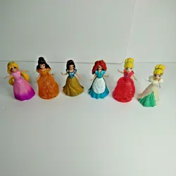 Disney Princess Miniature Figurines Lot of 6 With Dresses. Exchangable. - Image 2