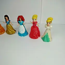 Disney Princess Miniature Figurines Lot of 6 With Dresses. Exchangable. - Image 3
