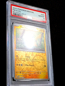 2023 Pokemon MEW EN 151 Pikachu Reverse Holo #025 PSA 10 - Image 4
