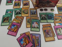 Yu-GI-OH 2008 Red Dragon Archfiend Collectors Tin + Vintage Old Cards Bulk Lot - Image 3