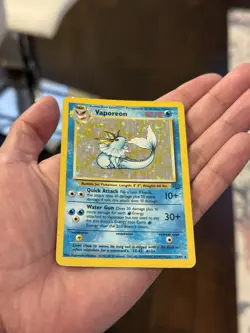 Vintage holo pokemon Vaporeon 12/64 Jungle Holo - Image 4