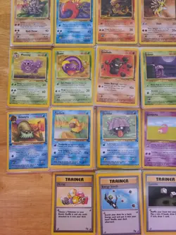 Pokemon Cards - Fossil Set & Jungle Set - Lot of 305 Cards with Sleeves - Image 4