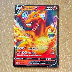 Pokemon TCG Charizard V SWSH03 19/189 - Image 1