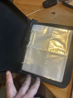Pokemon Charizard Binder New Condition Holds Up To 400 Cards Pokemon Cards - Image 3